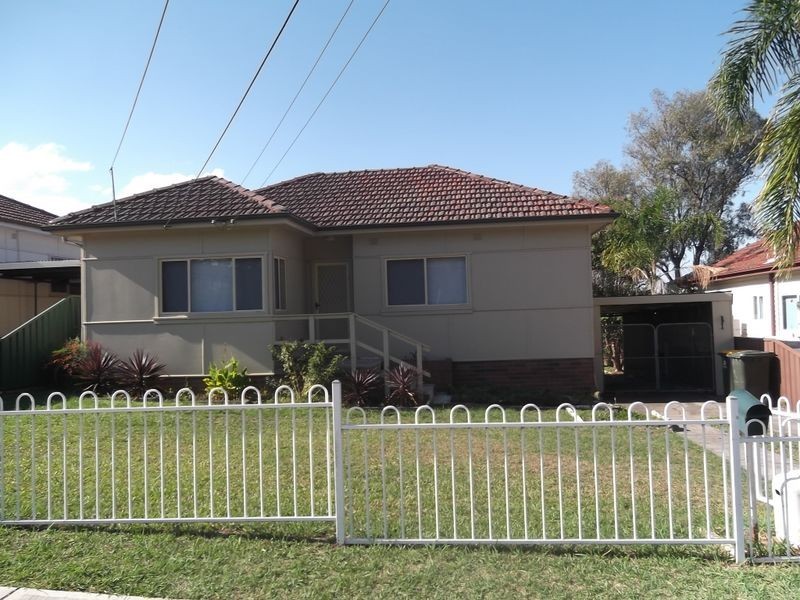 67 Bruce St, Merrylands NSW 2160