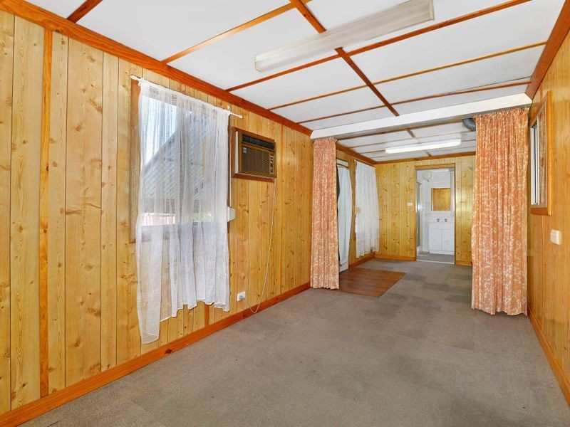 2 Clack Rd, Chester Hill NSW 2162