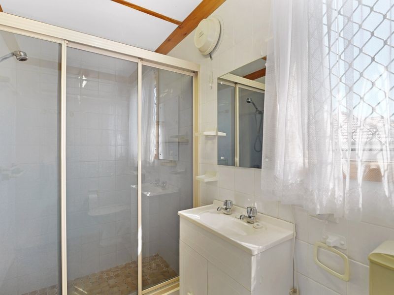 2 Clack Rd, Chester Hill NSW 2162