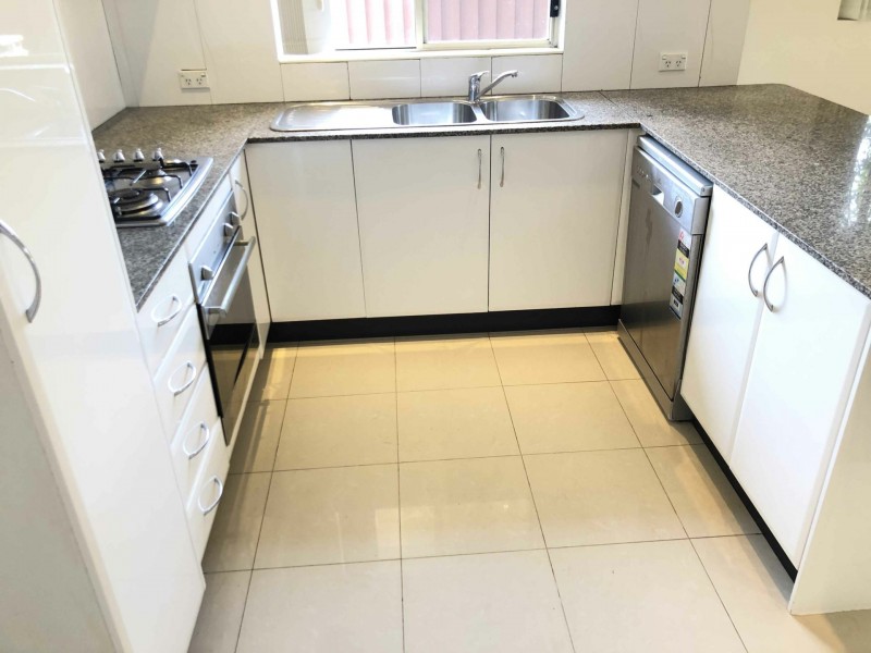 182 Hawksview Street, Guildford NSW 2161