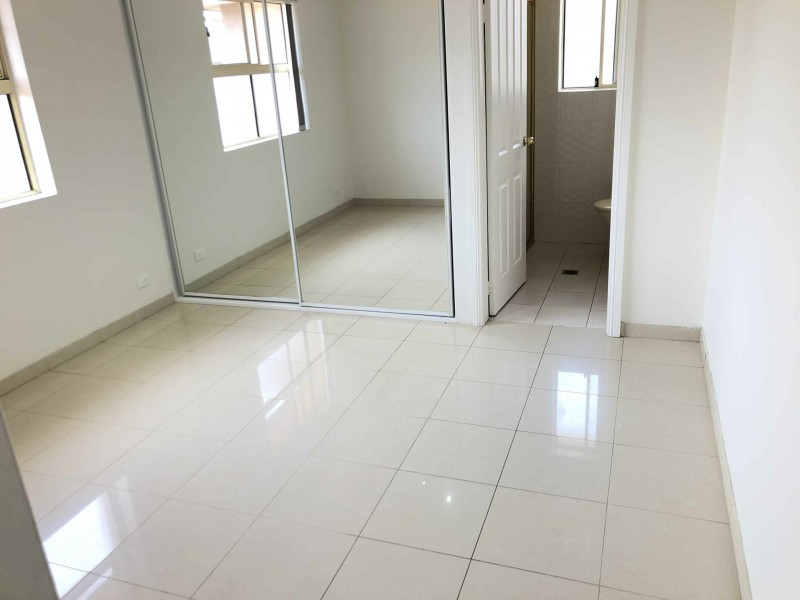 182 Hawksview Street, Guildford NSW 2161