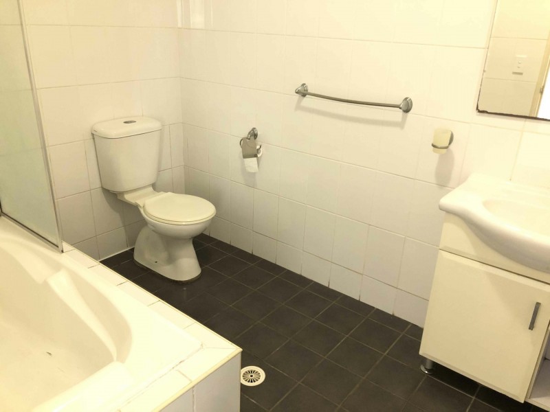 Unit 10/72 Mountford Avenue, Guildford NSW 2161