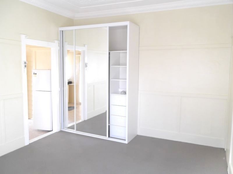 2/4 Roseberry St, Merrylands NSW 2160