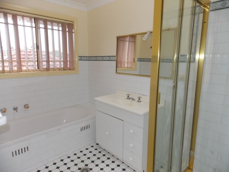 2/533 Guildford Rd, Guildford NSW 2161