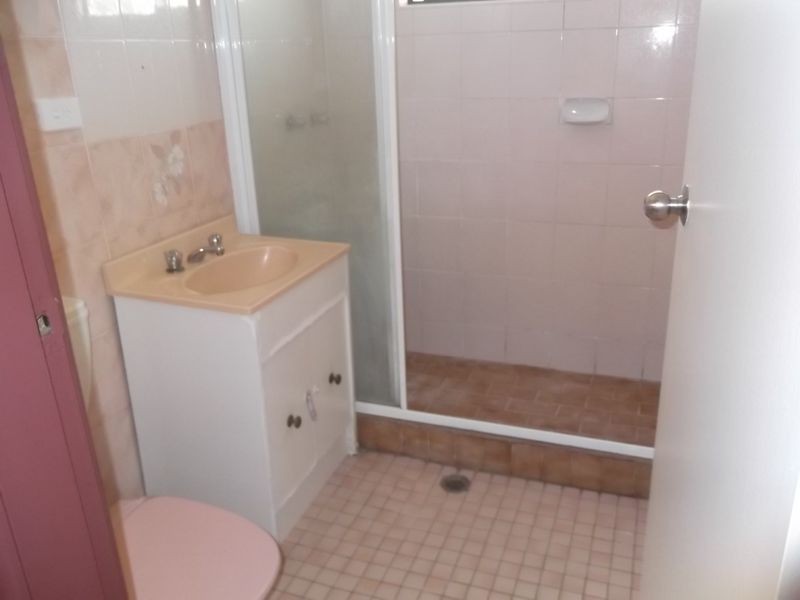 4 Elsinore Street, Merrylands NSW 2160