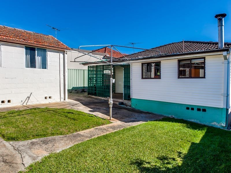 38 Villiers Street, Merrylands NSW 2160