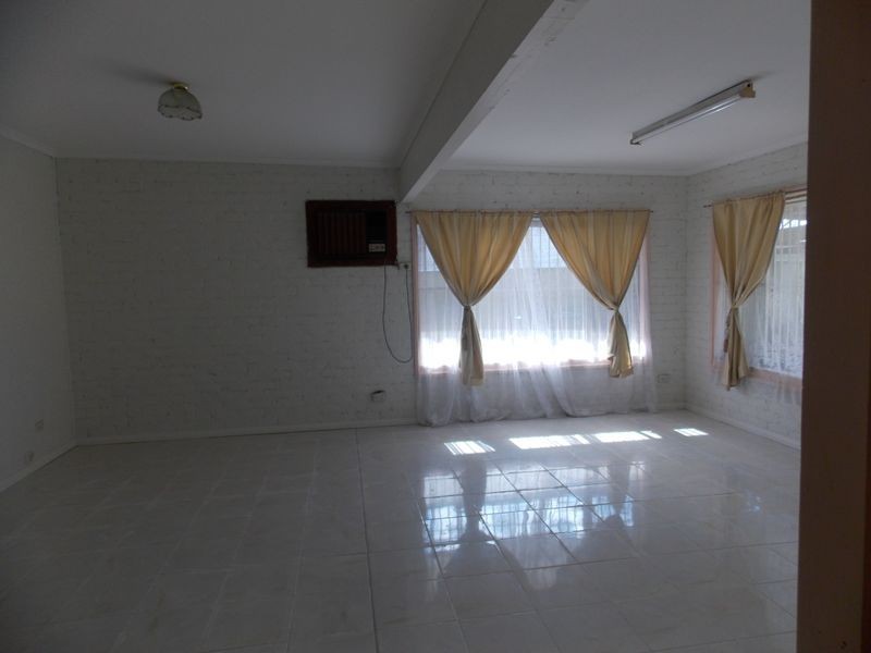 319 Woodville Rd, Guildford NSW 2161