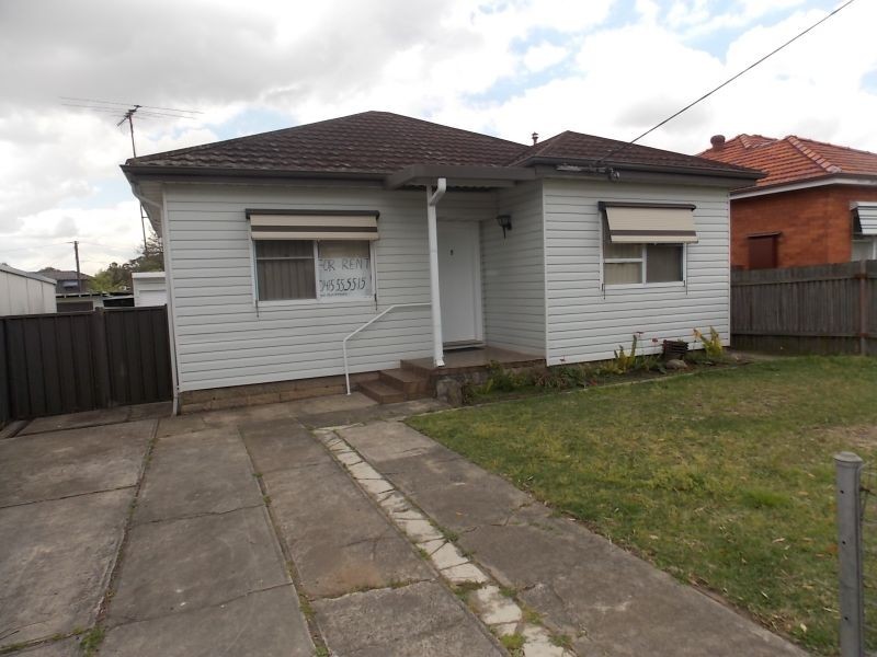 2 Rupert St, Merrylands NSW 2160