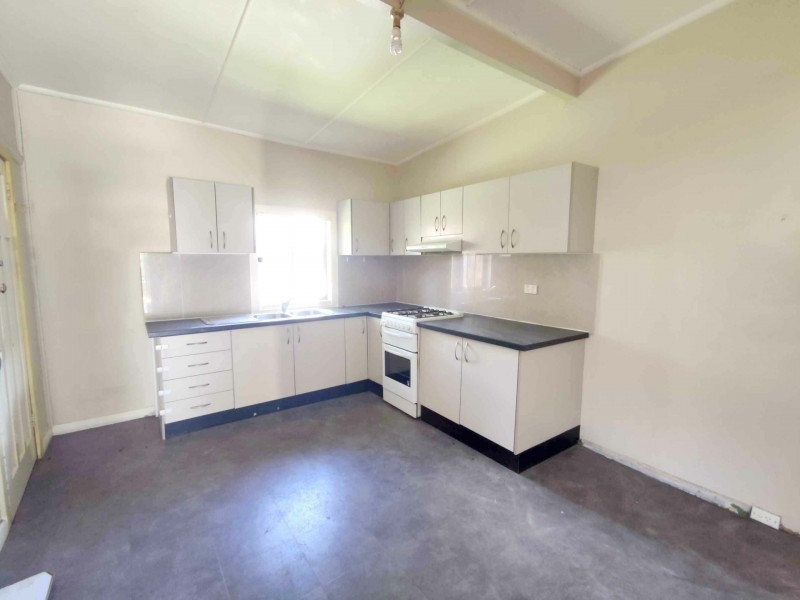 24 Landsdowne Street, Merrylands NSW 2160