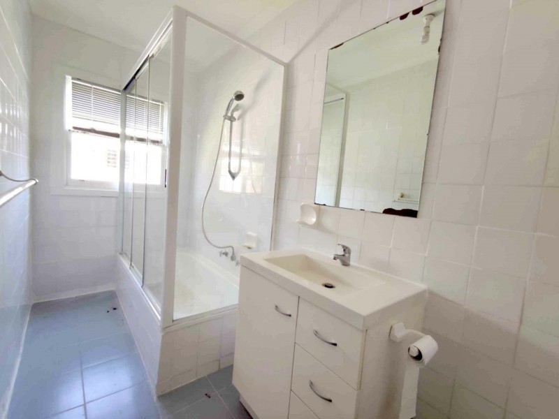 24 Landsdowne Street, Merrylands NSW 2160