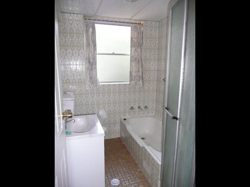 2/84-86 The Esplanade, Guildford NSW 2161