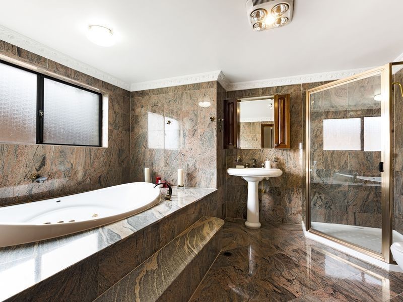 73 Burnett St, Merrylands NSW 2160