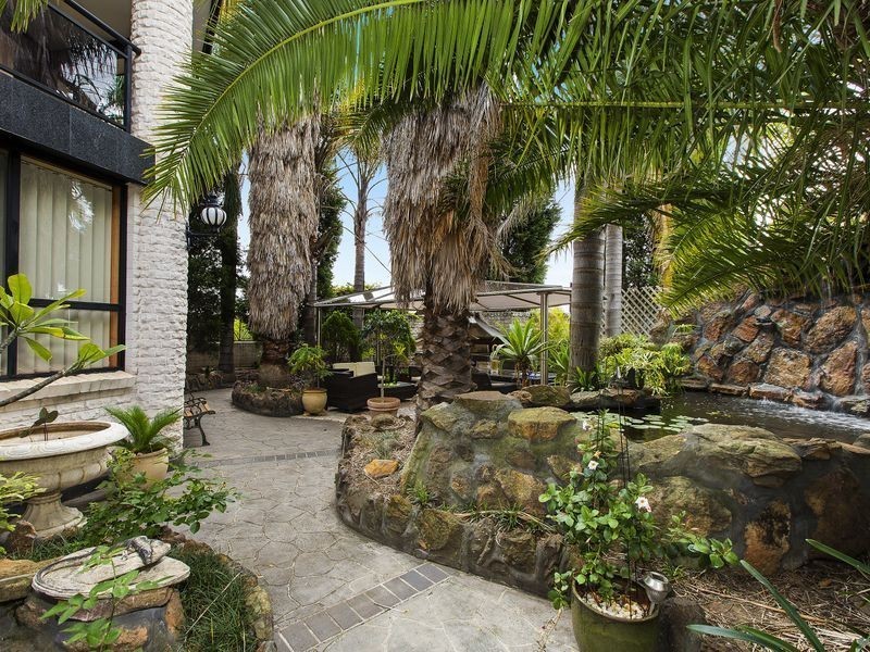 73 Burnett St, Merrylands NSW 2160