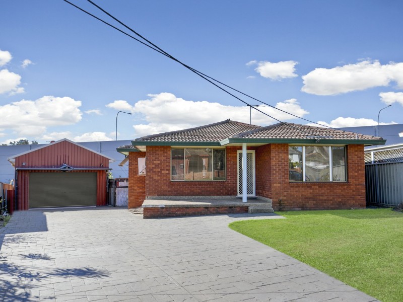5 Yvonne St, Greystanes NSW 2145