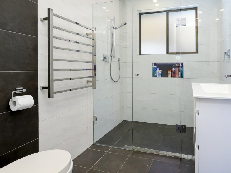 5 Yvonne St, Greystanes NSW 2145