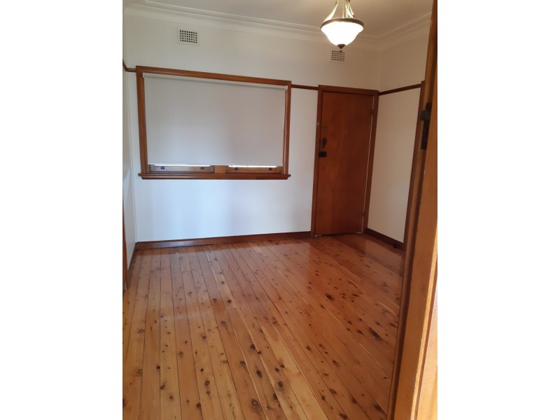 11 Stanley Street, Merrylands NSW 2160