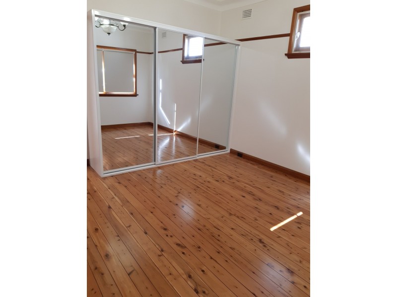 11 Stanley Street, Merrylands NSW 2160