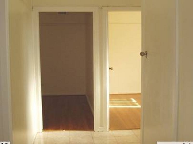 87 Military Rd, Guildford NSW 2161