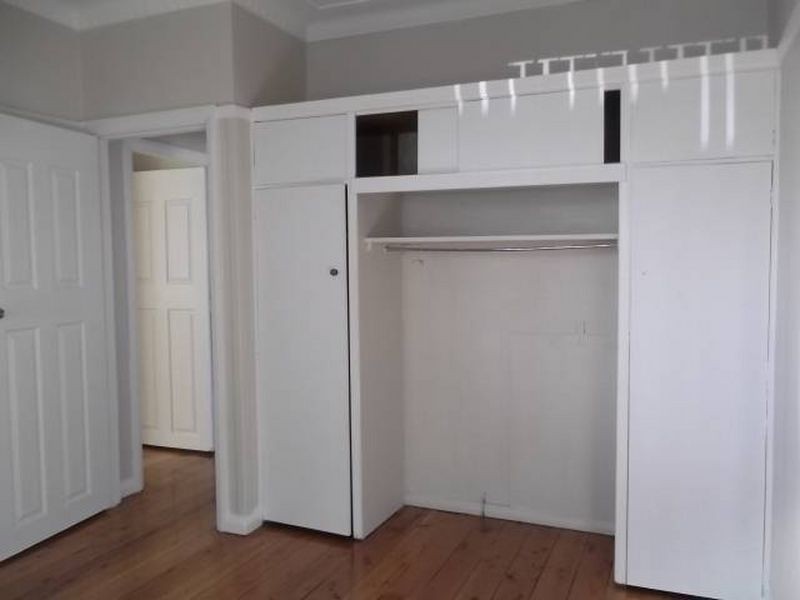 18 Chiltern Rd, Guildford NSW 2161