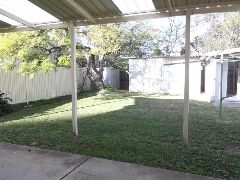 8 Serpentine Street, Merrylands NSW 2160