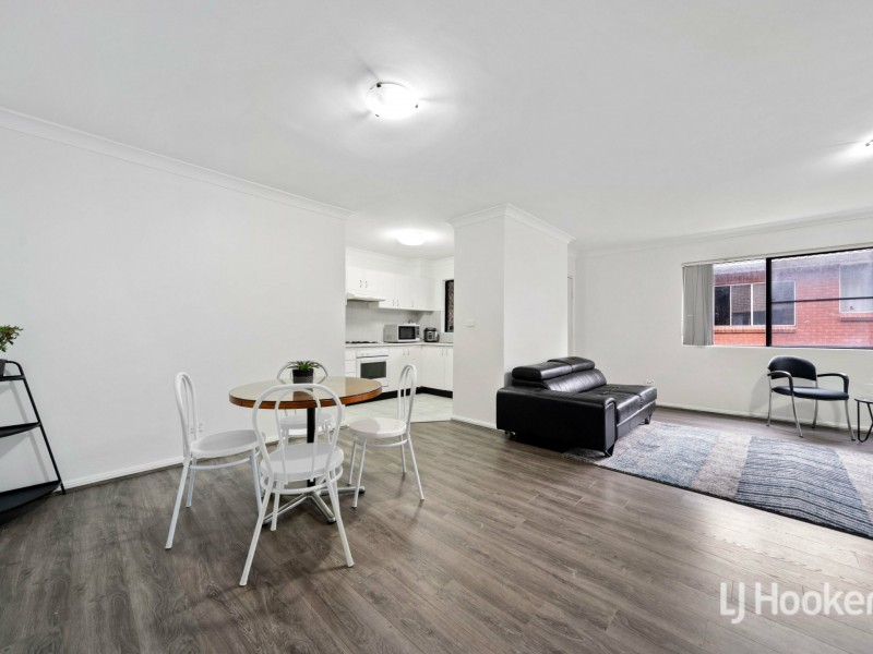 14/13 Oxford Street, Merrylands NSW 2160