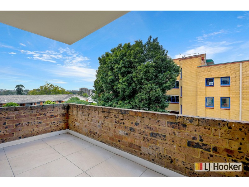8/32 Alice Street, Harris Park NSW 2150