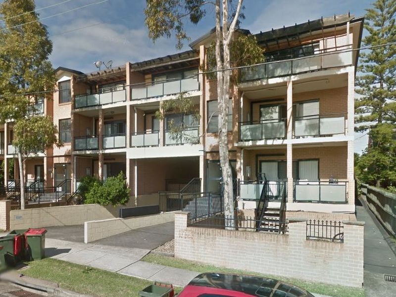 2/80-82 Mountford Ave, Guildford NSW 2161