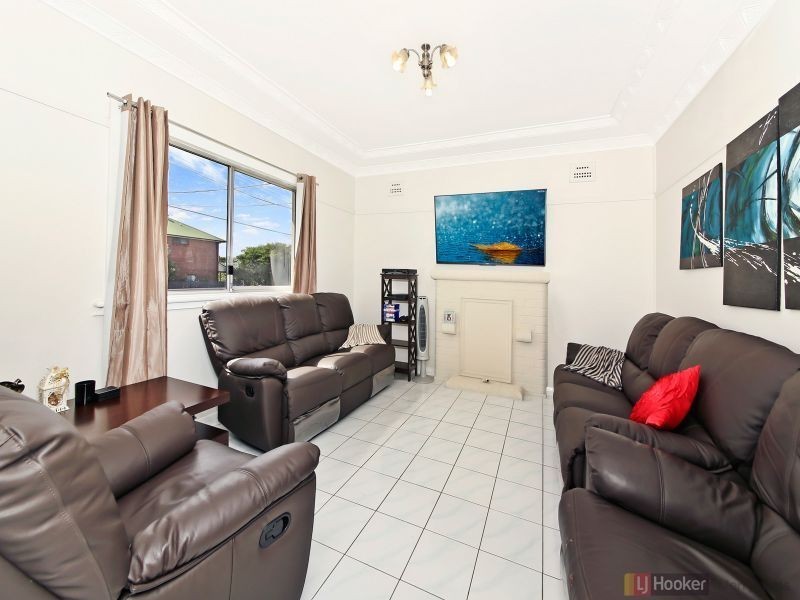 7 Cecil Street, Merrylands NSW 2160