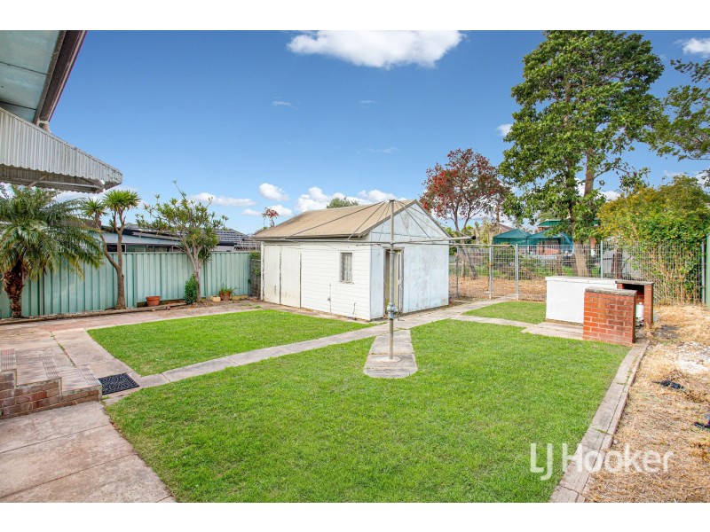 35 Strickland Road, Guildford NSW 2161