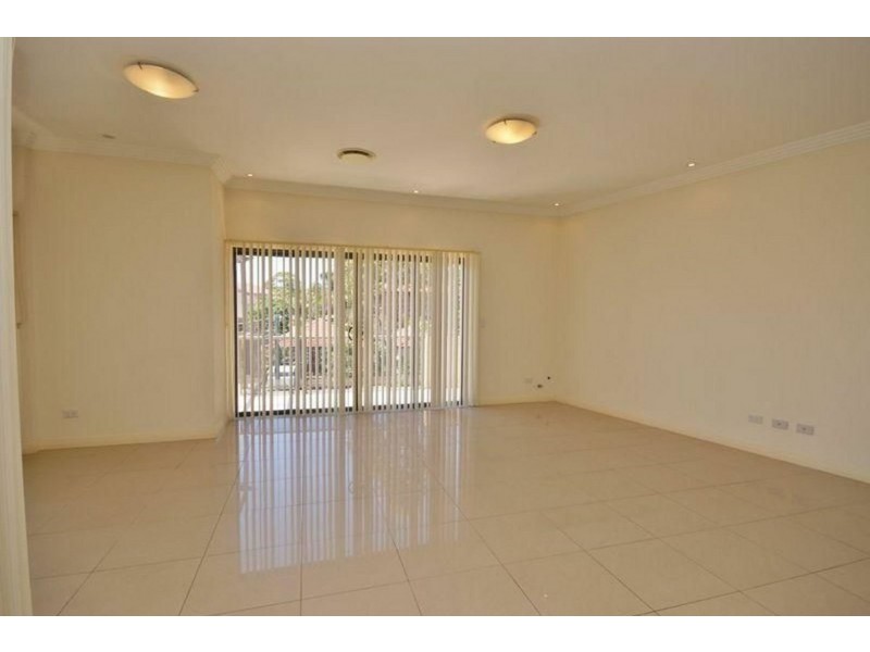 Apartment 9/81-83 Bangor Street, Guildford NSW 2161