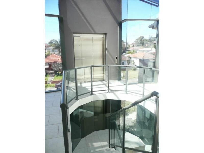 Apartment 9/81-83 Bangor Street, Guildford NSW 2161