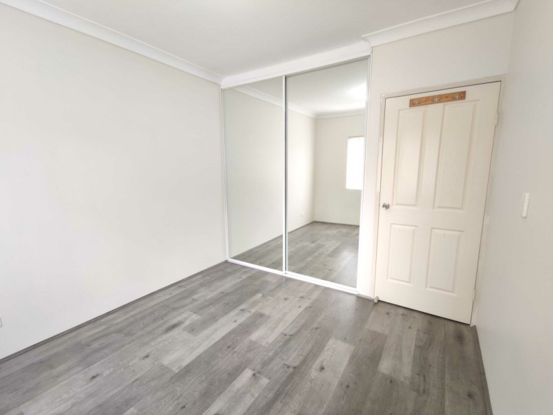 1/56-58 Neil St, Merrylands NSW 2160