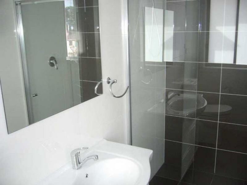 22 Ettalong Road, Greystanes NSW 2145