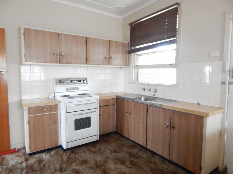 129 Jersey Road, Greystanes NSW 2145