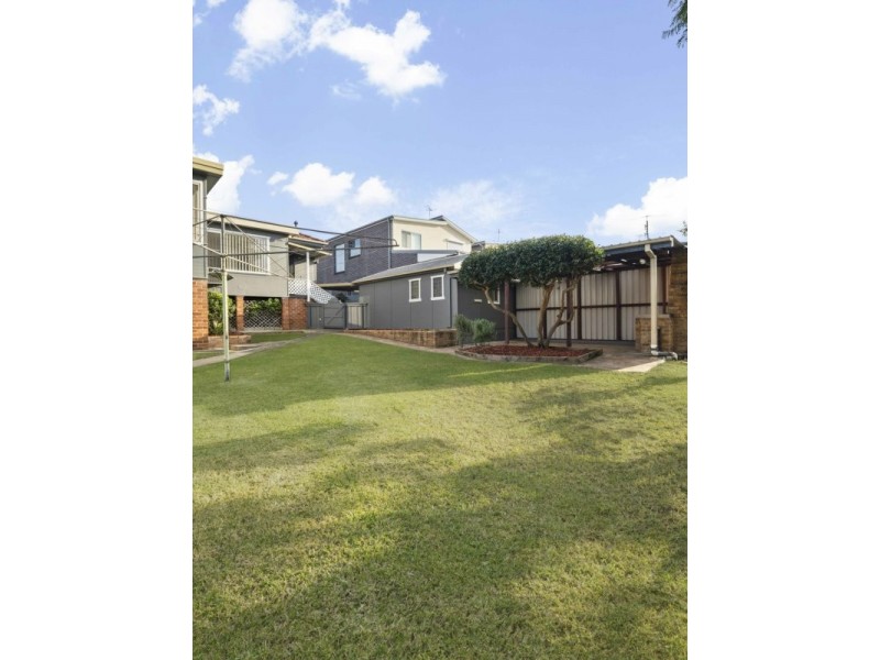 129 Hawksview St, Merrylands NSW 2160
