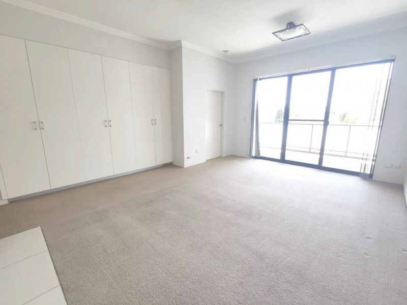 5/106-108 Merrylands Rd, Merrylands NSW 2160