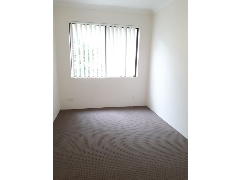 4/10-12 Birmingham Street, Merrylands NSW 2160