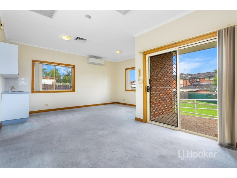 69 Salisbury Road, Guildford NSW 2161