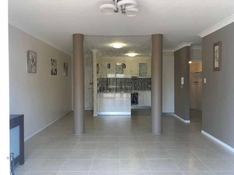 5/44 Memorial Ave, Merrylands NSW 2160