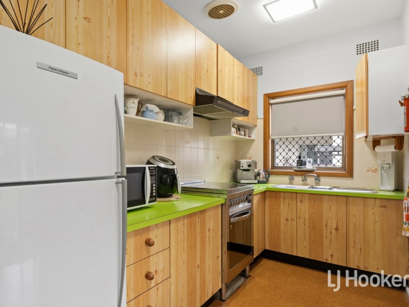 4 Rogers Street, Merrylands NSW 2160