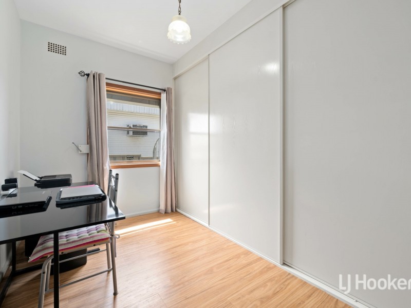 4 Rogers Street, Merrylands NSW 2160