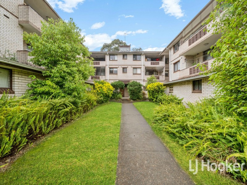 1/51 Neil Street, Merrylands NSW 2160