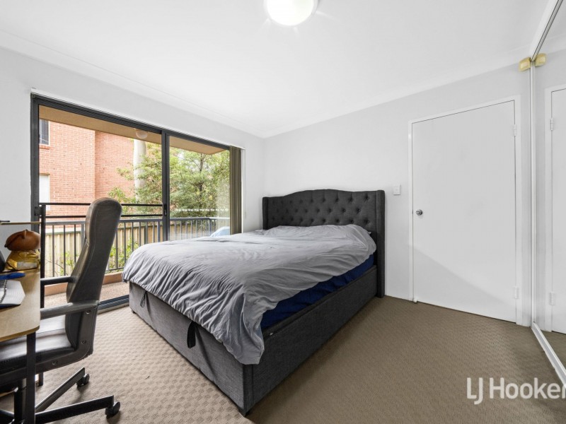 8/42-46 Treves Street, Merrylands NSW 2160