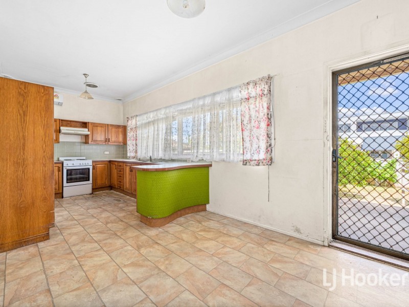 8 Ian Street, Greystanes NSW 2145