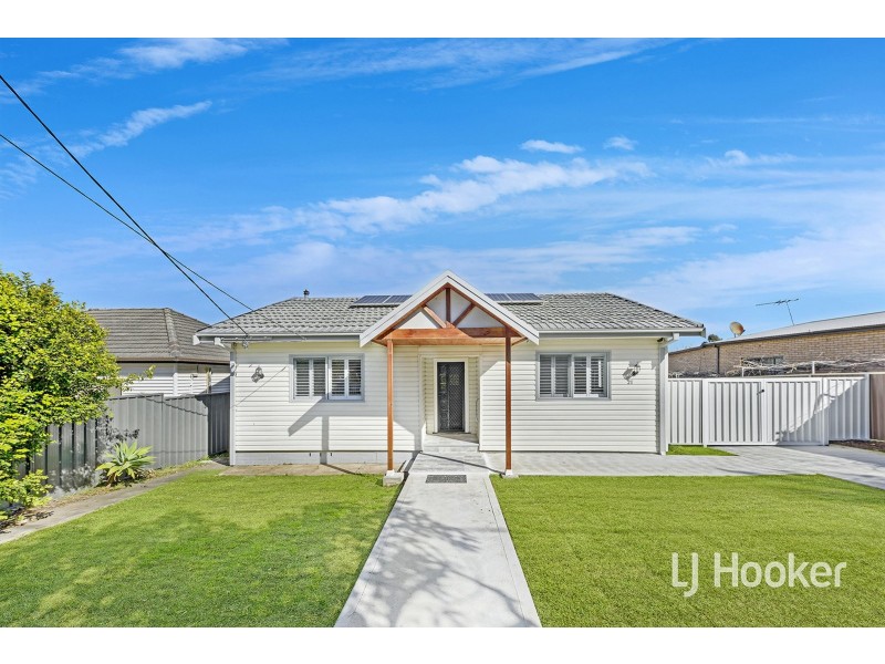 21 Shackel Ave, Old Guildford NSW 2161