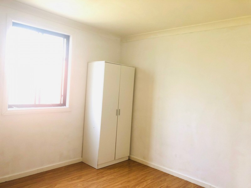 16 Milner Rd, Guildford NSW 2161