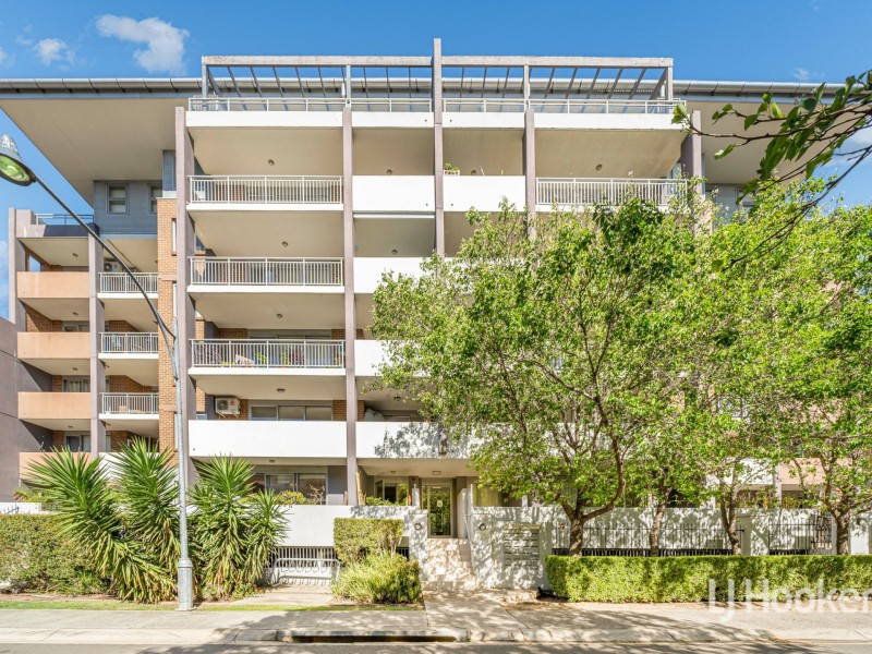 30/4-10 Benedict Court, Holroyd NSW 2142