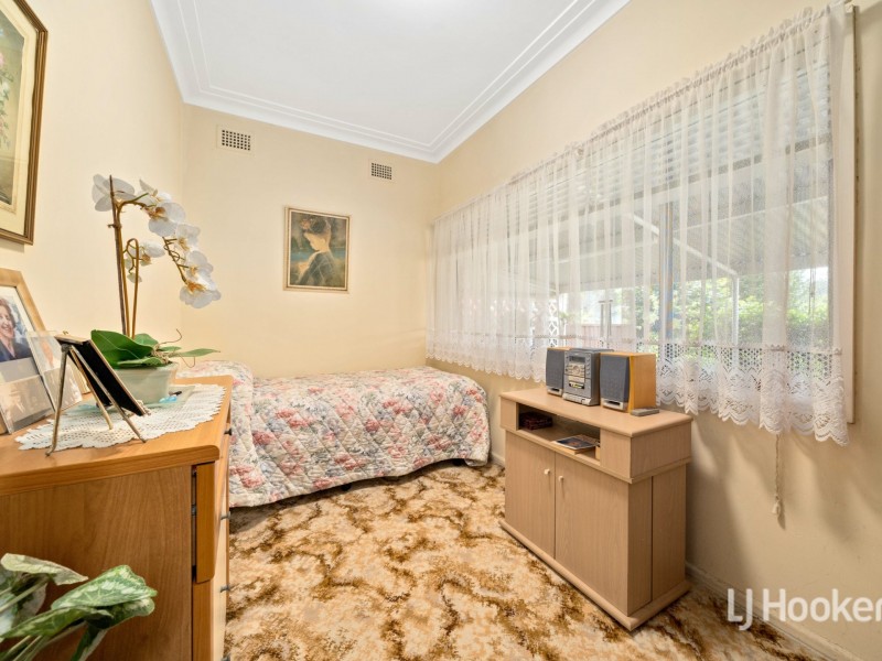8 Wolumba Street, Chester Hill NSW 2162