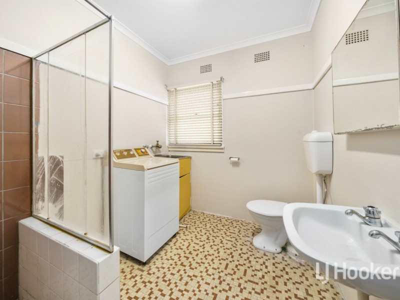 7 Fifth Avenue, Canley Vale NSW 2166