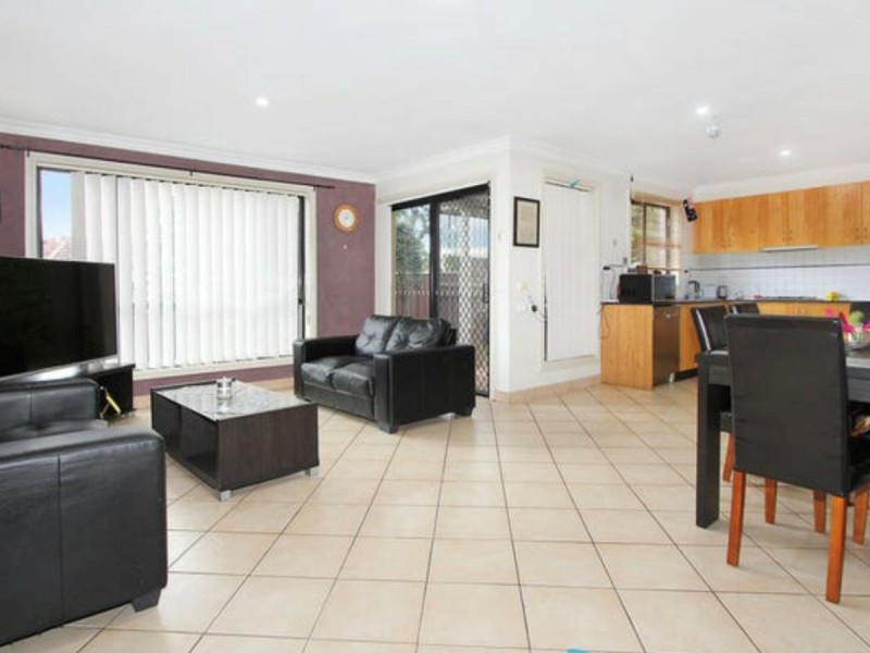5/7-9 Charlotte St, Merrylands NSW 2160